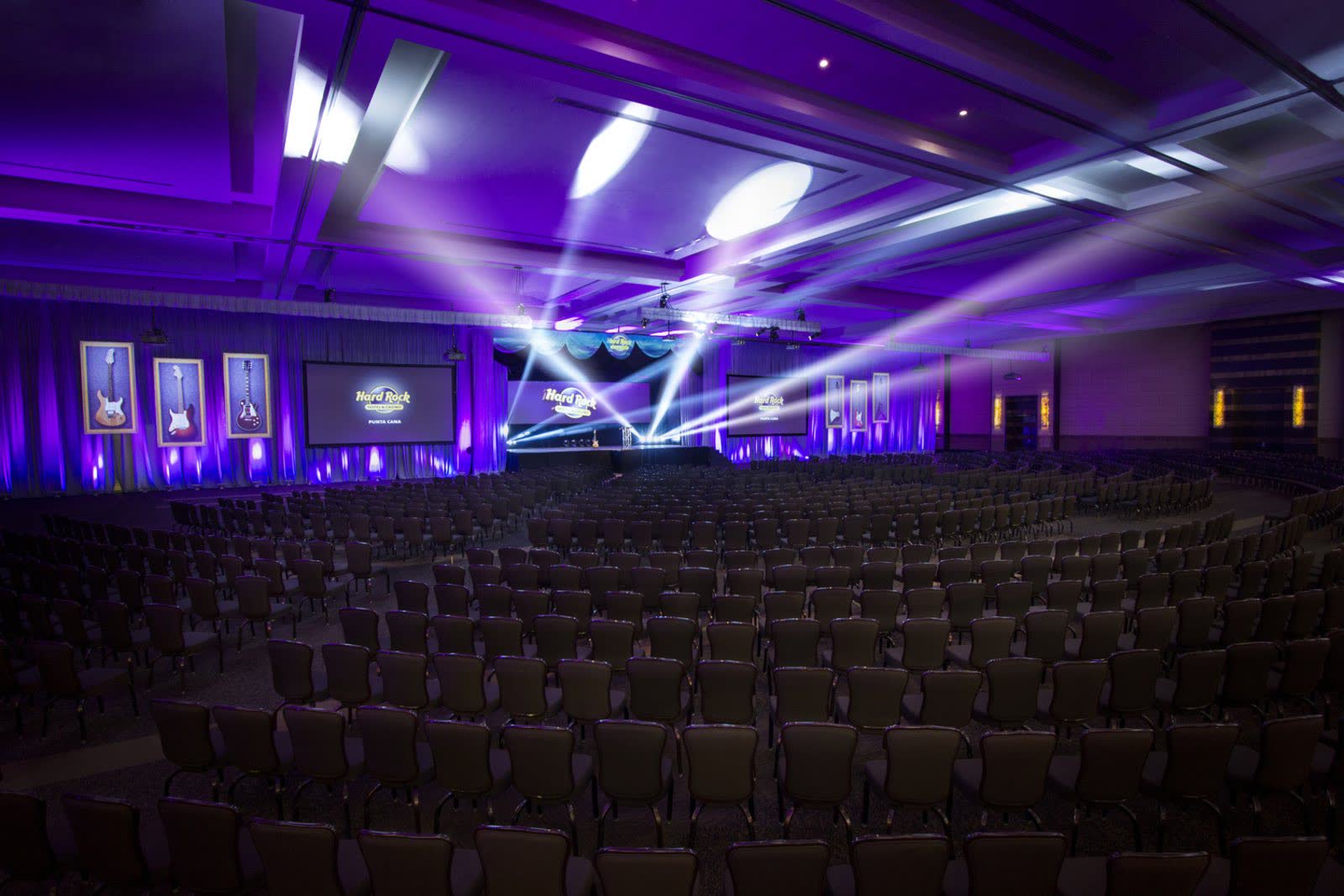 Ballroom del Hard Rock Hotel, escenario de las plenarias